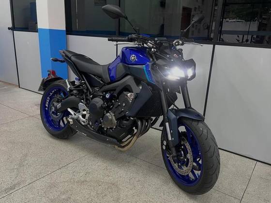 YAMAHA MT-09 YAMAHA MT-09